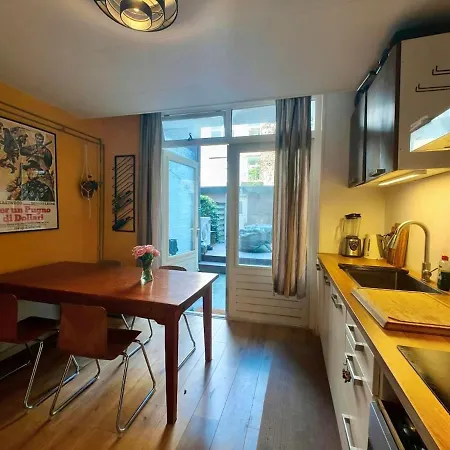 Cosy Ground-floor In Oost Διαμέρισμα *
